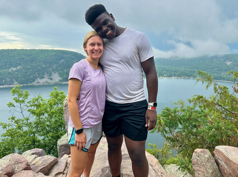 Hiking at Devil’s Lake State Park during family vacation