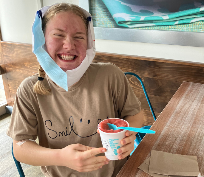 Verla giddy after wisdom teeth removal